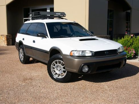Used 1997 Subaru Legacy Wagon image 1