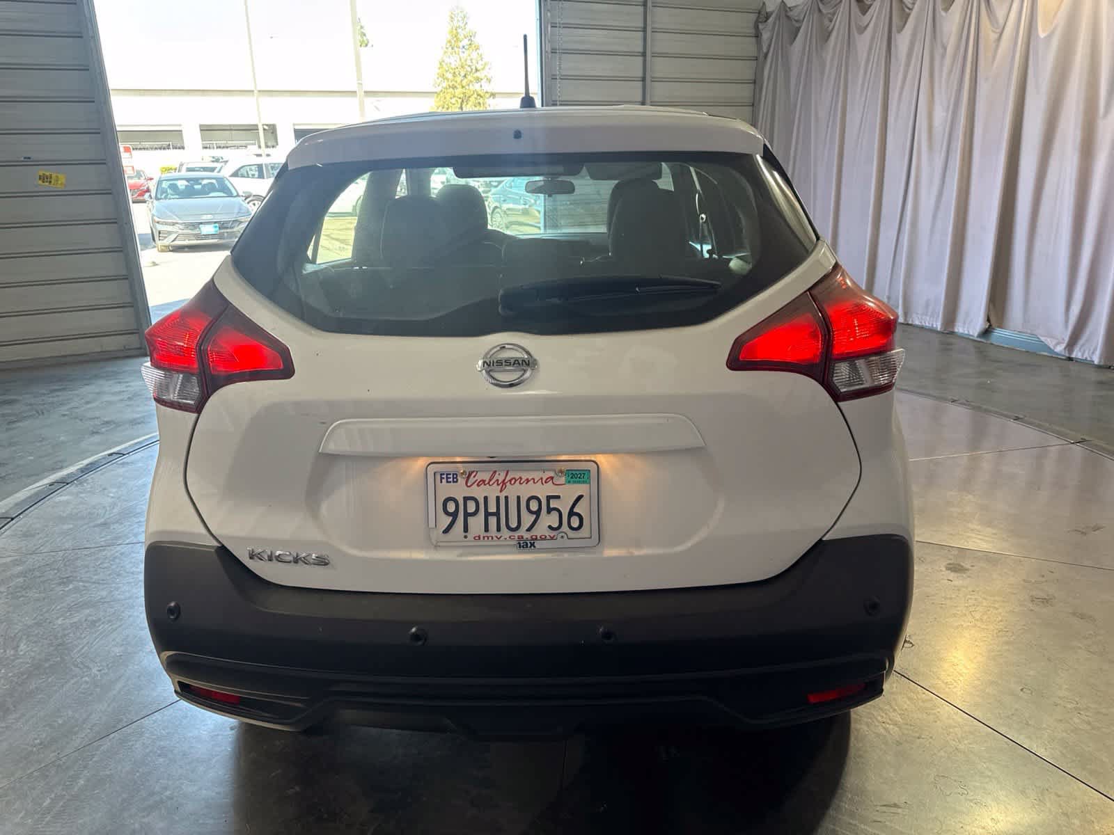 Used 2020 Nissan Kicks S FWD image 6