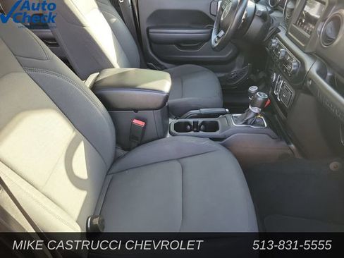 Used 2022 Jeep Wrangler Unlimited Sport AWD/4WD image 25