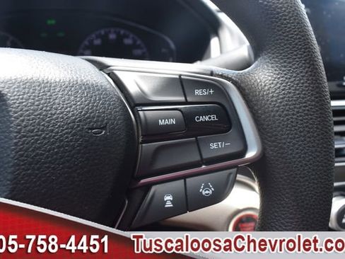 Used 2019 Honda Accord LX image 25