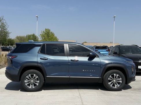 New 2026 Chevrolet Equinox LT w/ Safety and Technology Package image 3