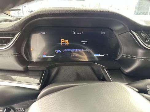 Used 2022 Jeep Grand Cherokee Altitude image 15