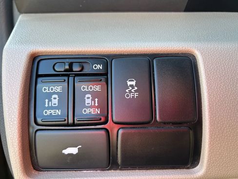 Used 2012 Honda Odyssey EX-L image 14