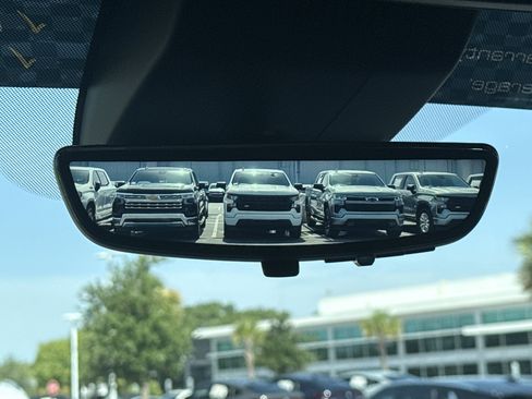 Used 2026 Chevrolet Tahoe High Country AWD/4WD image 27