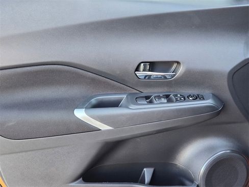 Used 2024 Nissan Kicks SV image 11