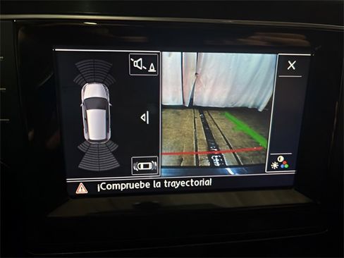 Used 2015 Volkswagen GTI SE w/ Lighting Package (SEL) image 20