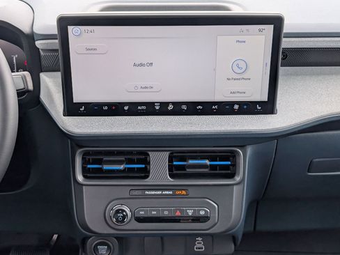 New 2026 Ford Maverick XLT w/ XLT Luxury Package FWD image 16