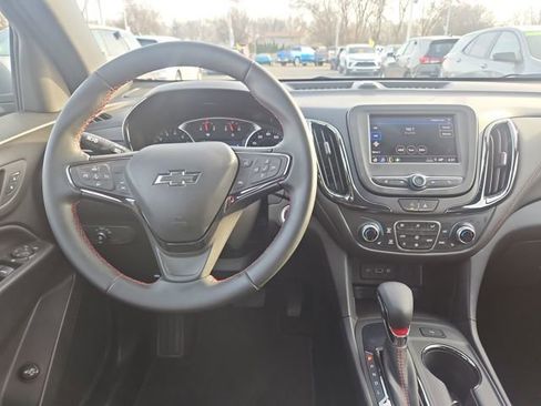 Used 2023 Chevrolet Equinox RS image 9