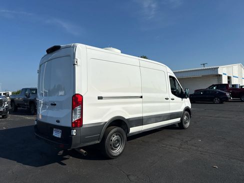 Used 2023 Ford Transit 250 Medium Roof w/ Load Area Protection Package RWD image 5
