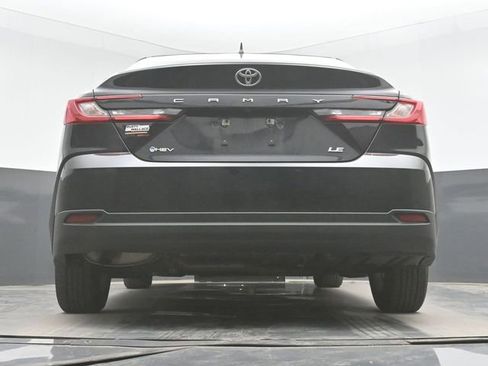 Used 2025 Toyota Camry LE FWD image 32