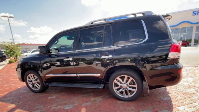 Used 2015 Lexus LX 570 4WD image 7