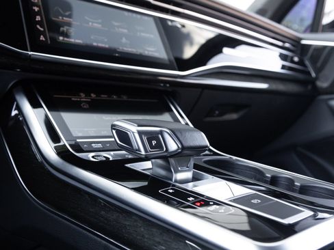 Used 2022 Audi Q7 2.0T Premium Plus w/ Premium Plus Package AWD/4WD image 26