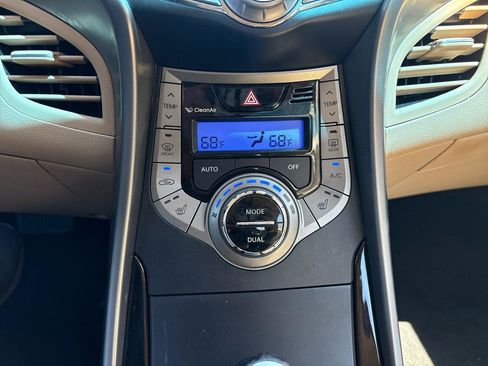 Used 2013 Hyundai Elantra Limited w/ Technology Pkg FWD image 12