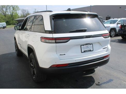 Used 2024 Jeep Grand Cherokee Limited w/ Luxury Tech Group II image 6