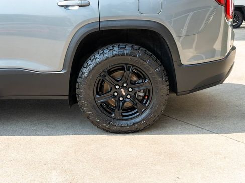Used 2021 GMC Acadia AT4 w/ Technology Package AWD/4WD image 34
