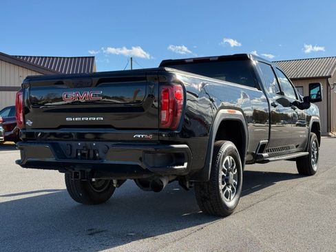 Used 2023 GMC Sierra 2500 AT4 image 8