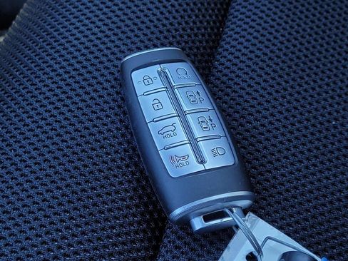 Used 2024 Genesis GV70 2.5T w/ Sport Prestige Package image 24