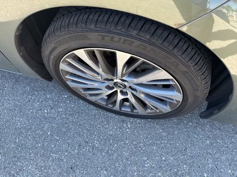 Used 2019 Lexus ES 350 image 16