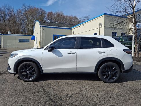 Certified 2024 Honda HR-V Sport image 10