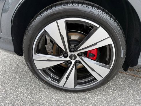New 2025 Audi SQ5 Premium Plus image 23
