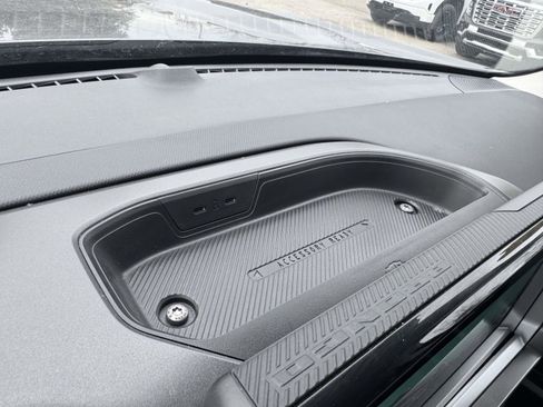 Used 2025 Ford Bronco Sport Badlands image 39