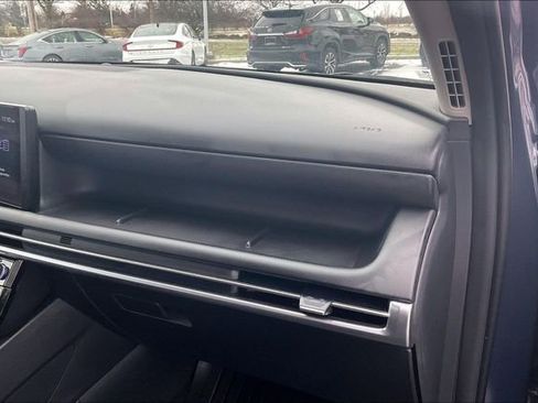 Certified 2025 Hyundai Tucson SEL image 17