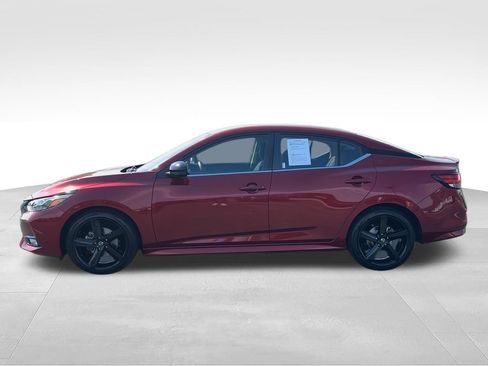 Used 2023 Nissan Sentra SR w/ Electronics Package FWD image 5