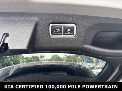 Certified 2023 Kia Sorento SX FWD image 32