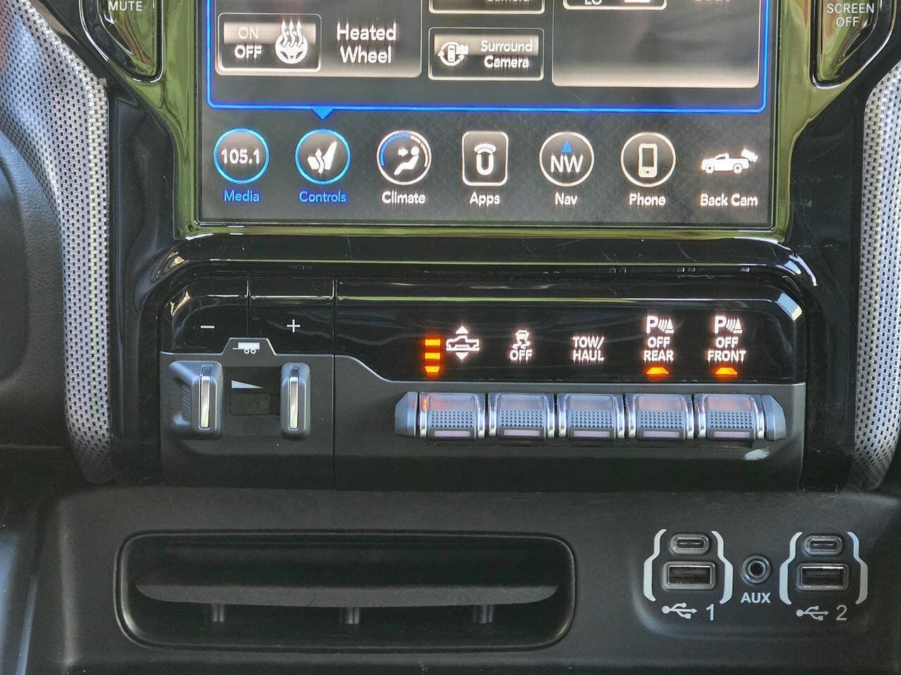 Used 2020 RAM 1500 Limited AWD/4WD image 34