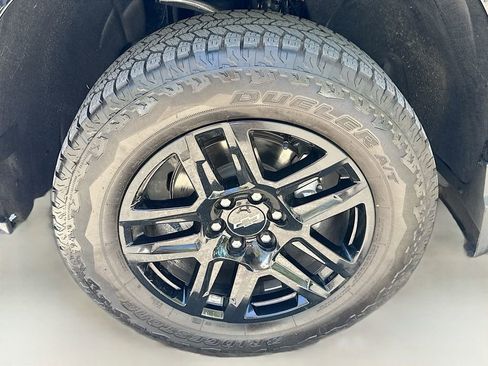 Used 2024 Chevrolet Silverado 1500 Custom Trail Boss w/ Turbomax Blackout Package image 29