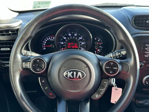 Used 2016 Kia Soul image 21