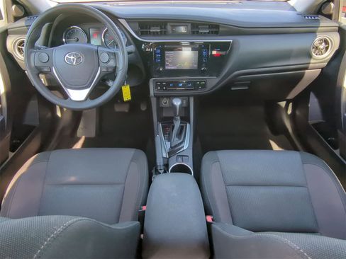 Used 2019 Toyota Corolla LE image 22
