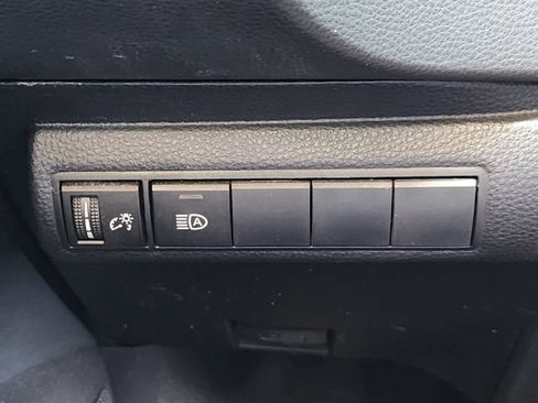 Used 2020 Toyota Corolla SE FWD image 22