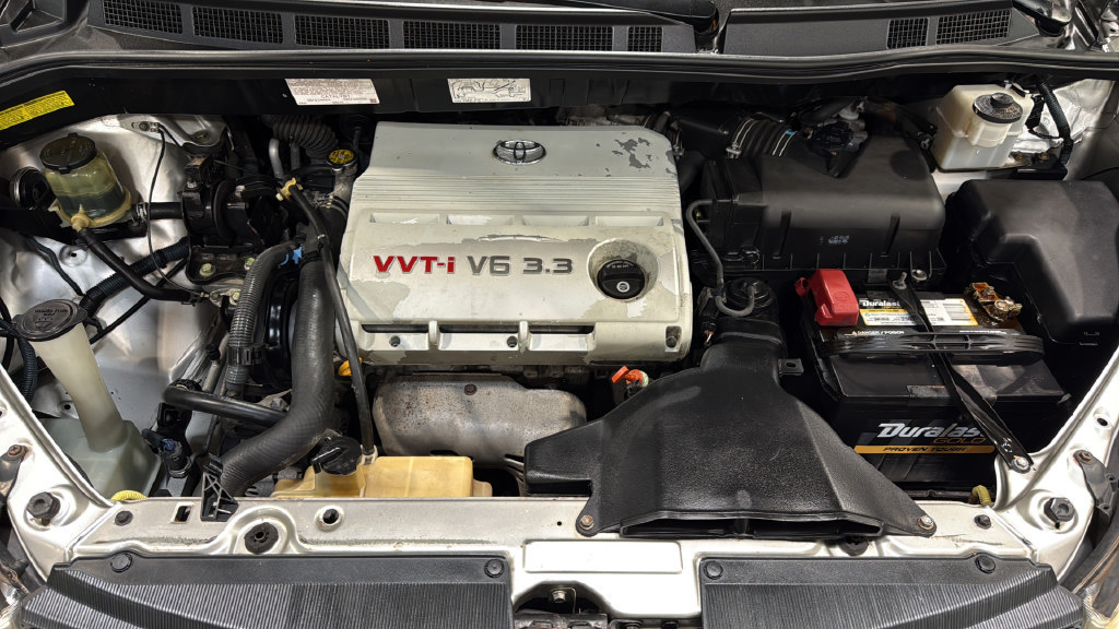 Used 2004 Toyota Sienna XLE w/ XLE Pkg 14 FWD image 27