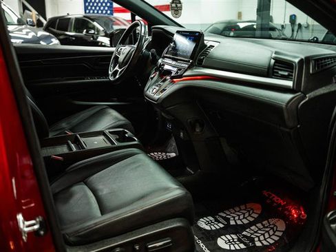 Used 2025 Honda Odyssey Sport-L image 14