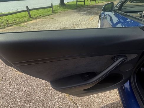 Used 2022 Tesla Model 3 RWD image 16
