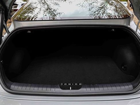 Used 2023 Hyundai Ioniq 6 SEL image 25