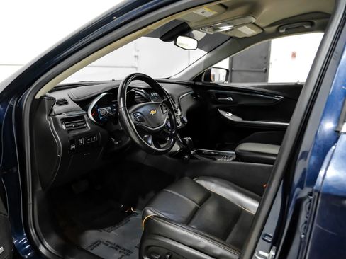 Used 2019 Chevrolet Impala Premier FWD image 13
