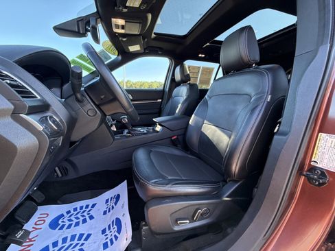 Certified 2018 Ford Explorer Limited w/ Equipment Group 301A image 10