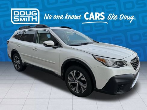 Used 2021 Subaru Outback Limited XT image 4