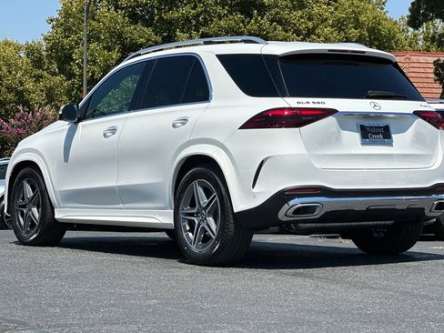 New 2026 Mercedes-Benz GLE 580 4MATIC image 3