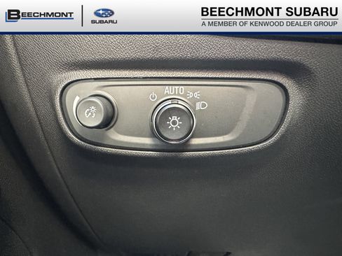 Used 2019 Chevrolet Equinox LS w/ LS Convenience Package image 14