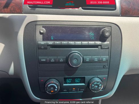 Used 2011 Buick Lucerne CXL FWD image 14