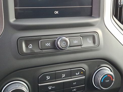 Certified 2024 Chevrolet Silverado 2500 Custom w/ Custom Convenience Package image 16