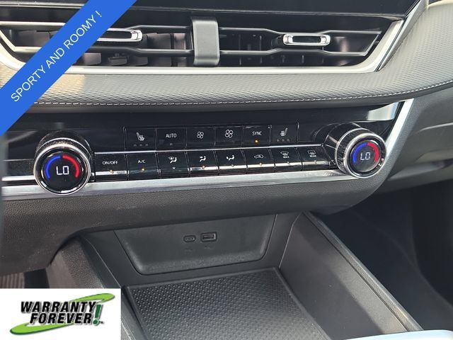 Used 2025 Chevrolet Equinox LT w/ Convenience Package II FWD image 26
