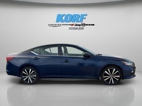 Used 2022 Nissan Altima 2.5 SR image 4