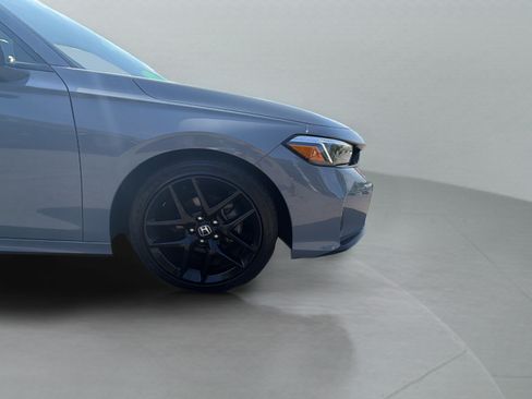 Used 2025 Honda Civic Sport image 33