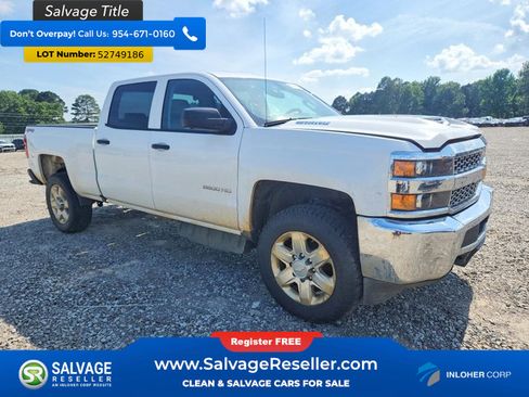 Used 2019 Chevrolet Silverado 2500 W/T w/ WT Convenience Package AWD/4WD image 5