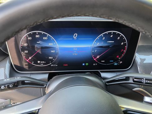 Used 2026 Mercedes-Benz GLC 300 image 18