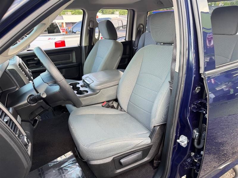 Used 2018 RAM 1500 Express AWD/4WD image 14